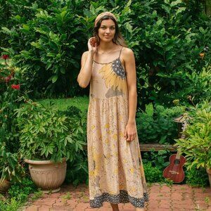 Market of Stars Milk & Honey Bohéme Slip Maxi Dress Spaghetti Straps Size S/M L